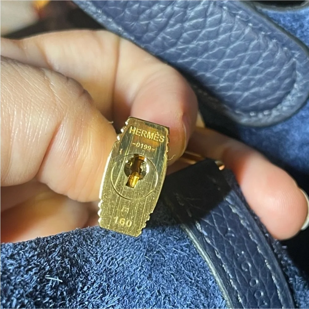 HERMES Bleu Nuit Clemence Picotin 18 Gold Hardware - Picture 11 of 12